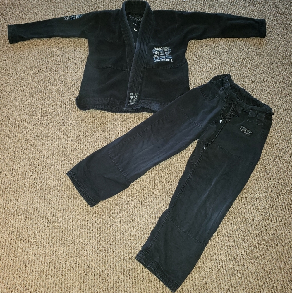 Moya Brand Co. Jujitsu GI